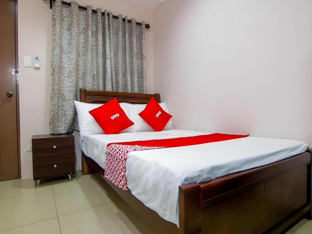 Oyo 766 Ichehan Apartments Manila Kültér fotó