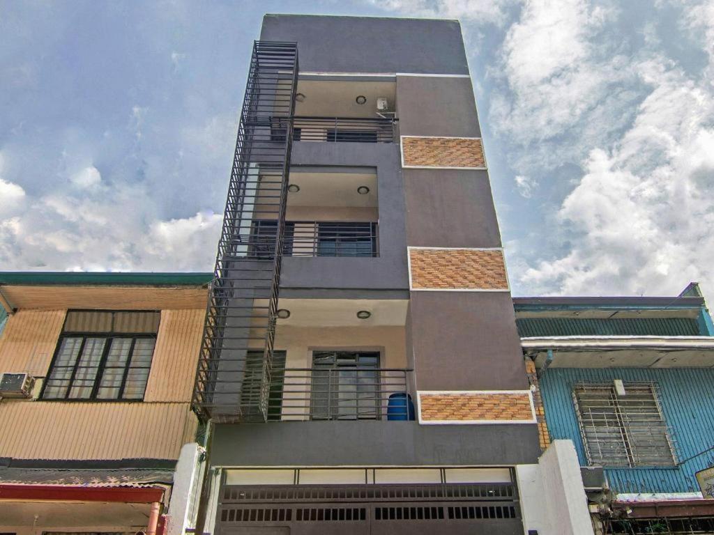 Oyo 766 Ichehan Apartments Manila Kültér fotó